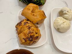 -李与白包子铺(桐梓林店)
