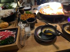 红颜花胶鸡锅-湊湊火锅·茶憩(杭州湖滨银泰in77店)