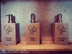 -成都华尔道夫酒店游泳池