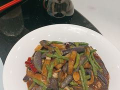 -香山湖家家宴(中山陵店)