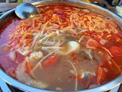-黄利砖万峰林布依特色酸笋牛肉馆