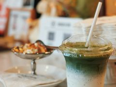 -Café Monson