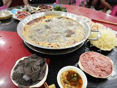 -储奇门鳝鱼火锅(总店)