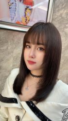 -AKOZO Beauty Salon