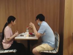 -麦当劳(中唱大厦店)