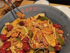 -风光老灶麻辣香锅(大成路翠微百货店)