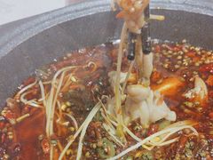 -佬缸炮江湖川菜(玉林店)