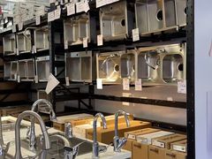 -百安居装修建材卖场(泰然店)