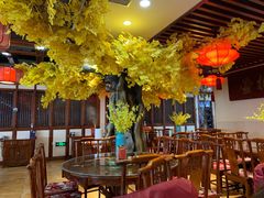 大堂-那家老院子东北菜·饺子·小鸡炖蘑菇(艳华街店)