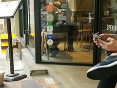 -The Coffee Academïcs(铜锣湾店)