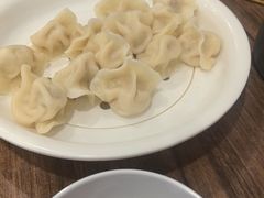 -今鲜源酒店·海鲜锅贴青岛菜(新湛路店)
