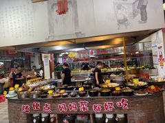 自助取餐区-好灶头妈妈菜·柴火灶台鱼·千岛湖土菜地标美食
