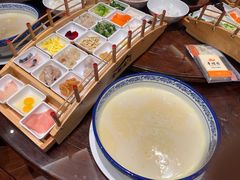 -香麒园·过桥米线·南湖雅宴