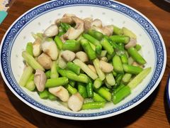芦苇菱角芦笋炒-兰边碗(鼓楼店)