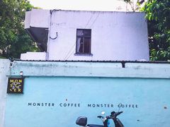-怪兽咖啡 Monster Cafe