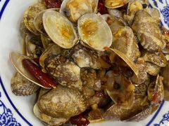 -江城燕子大排档(江汉路步行街店)