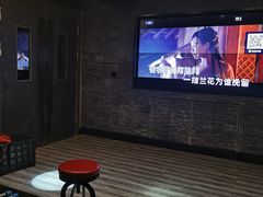 -范特西FANTASY量贩式KTV(民主广场店)