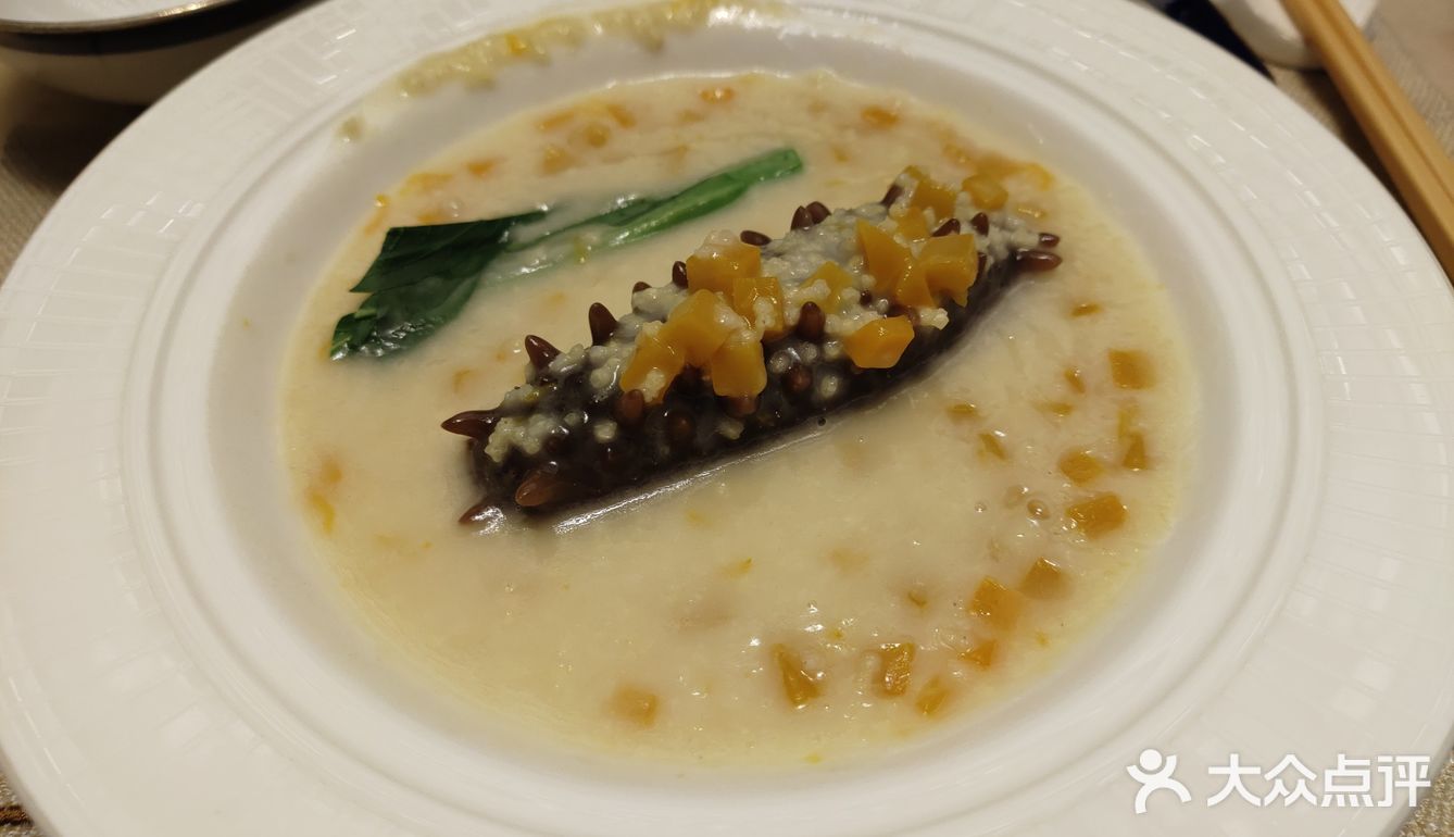 粽子-端午限定，超大的粽子里面馅儿料十足