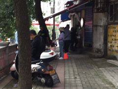 -半月镰胡姐脆皮萝卜饺子