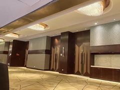 -天津滨海圣光皇冠国际酒店