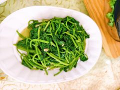 -鹏城人家海鲜酒家·23年老字号(较场尾店)
