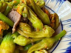 -Cục Gạch Quán