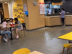 -麦当劳(石坝服务区店)