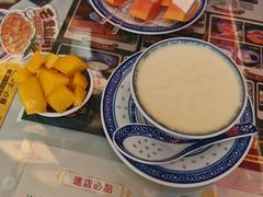 -广信牛奶甜品世家(台东店)