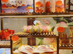 面包甜点陈列柜-皇饭儿·王润兴酒楼(河坊街店)