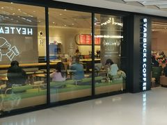 -星巴克臻选(北京银泰店)