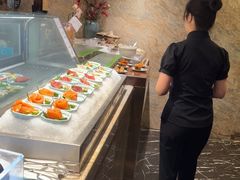 -半岛翡丽海鲜自助餐厅(观风亭店)
