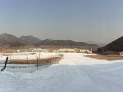 -十三陵雪世界滑雪场