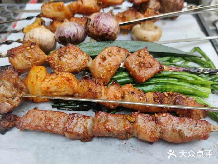 月半小炉焖烤图片