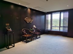 -深圳隐秀山居酒店