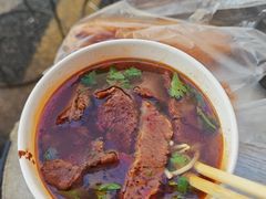 -黃牛牛肉面馆