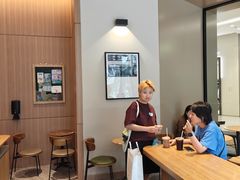 -星巴克(上海长宁来福士1F店)