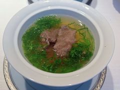 马家沟芹菜灼鲁西和牛-怡情荟•海鲜青岛菜(五四广场旗舰店)