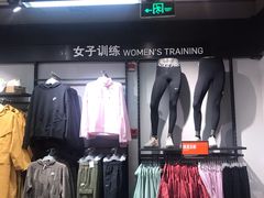 -NIKE上海青浦优选体验店