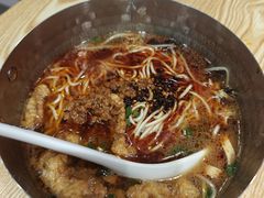 -魔都三兄弟酸辣粉·蘸卤炸串(虹桥万科店)