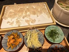 -渔顺生·顺德鱼生·粥底火锅·桑拿鸡(渔人码头店)