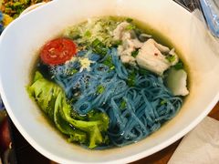 -蝶豆花蓝面条