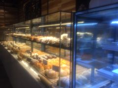 面包甜点陈列柜-野上麦田(中贸广场店)