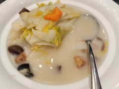 -万龙洲海鲜(大兴绿地缤纷城店)