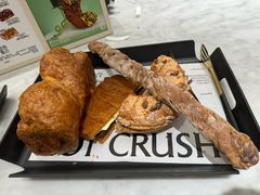 -HOT CRUSH趁热集合·现烤面包(环球港店)