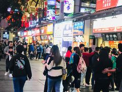 -八一路好吃街(雨田商务大厦店)