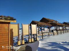 -江布拉克景区怪坡停车场