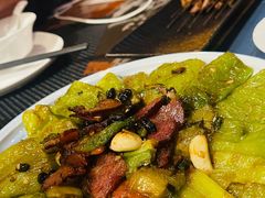 苦瓜腊肉虎皮椒-滇越乘象云南餐厅(豆各庄店)