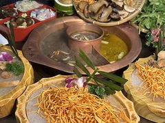 -滇釜火锅·能喝汤的火锅(车公庄店)