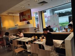 大堂-麦当劳(永泰得来速店)