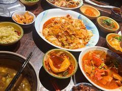 -蓝田九大碗民俗食府(蓝田店)